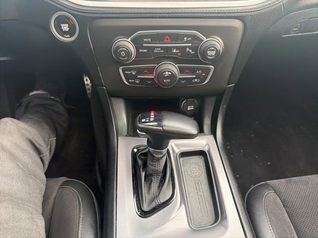 Used 2022 Dodge Charger R/T w/ Plus Group image 17