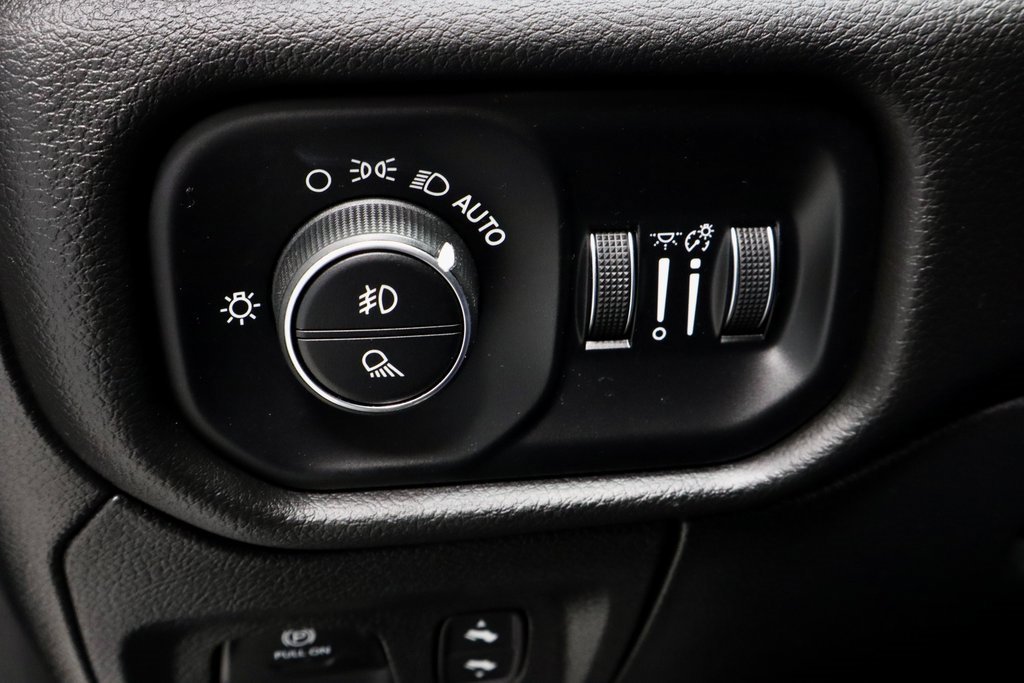 Used 2023 RAM 1500 Laramie image 27