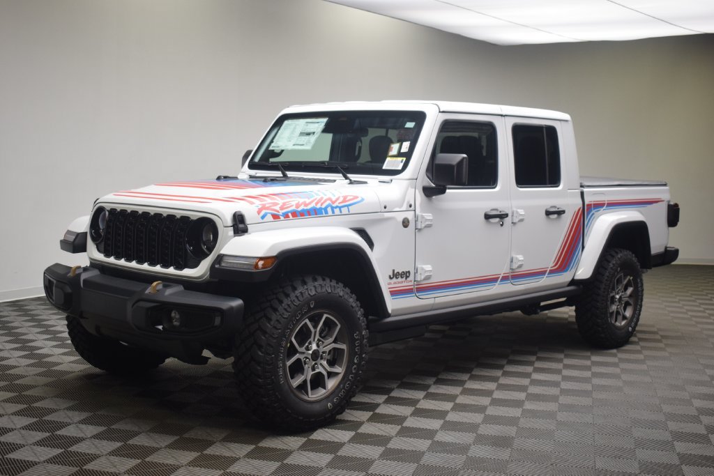 New 2026 Jeep Gladiator Sport AWD/4WD image 17