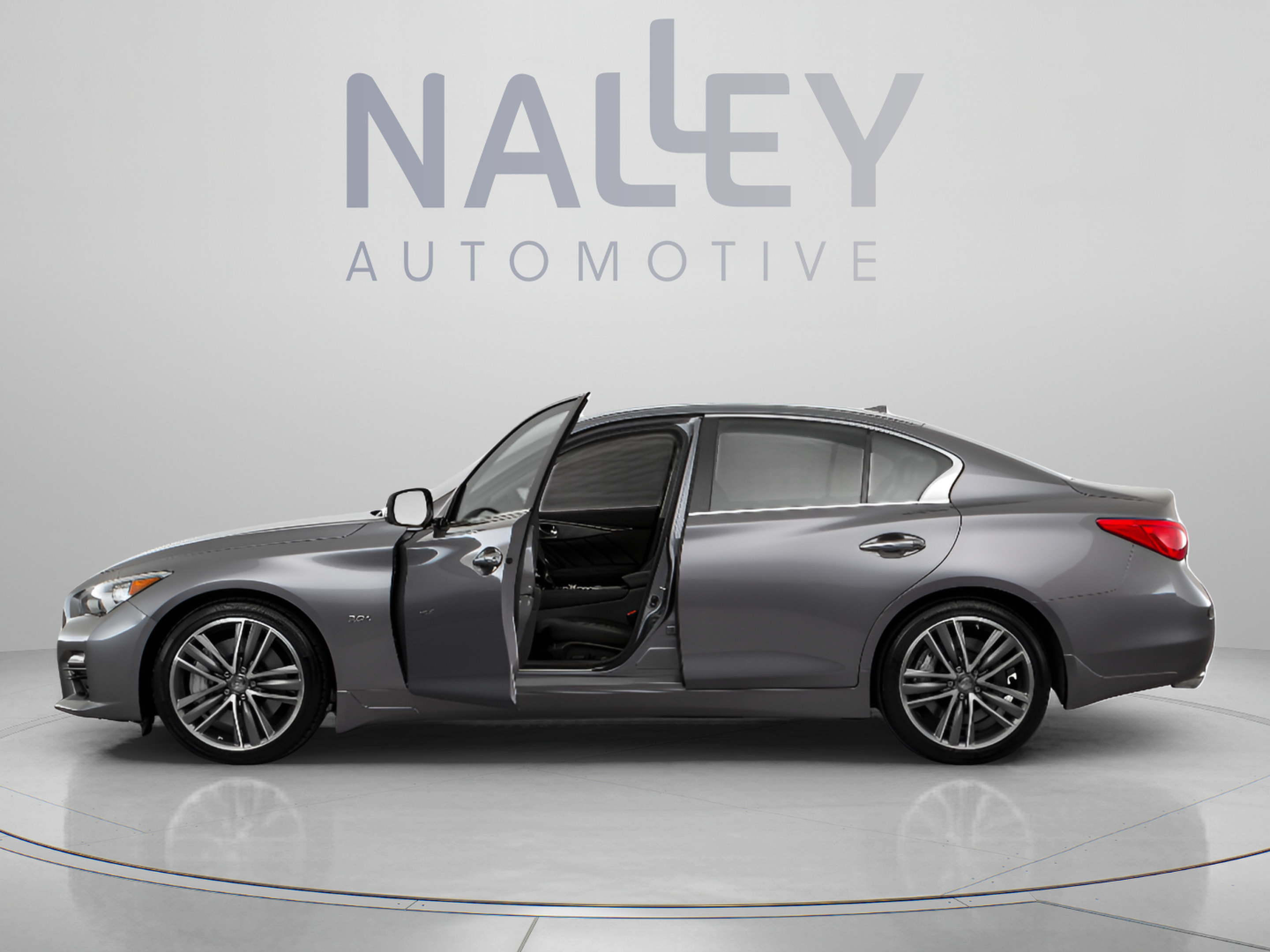 Used 2017 INFINITI Q50 Sport AWD/4WD image 2