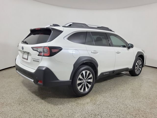 Used 2023 Subaru Outback Touring XT image 5