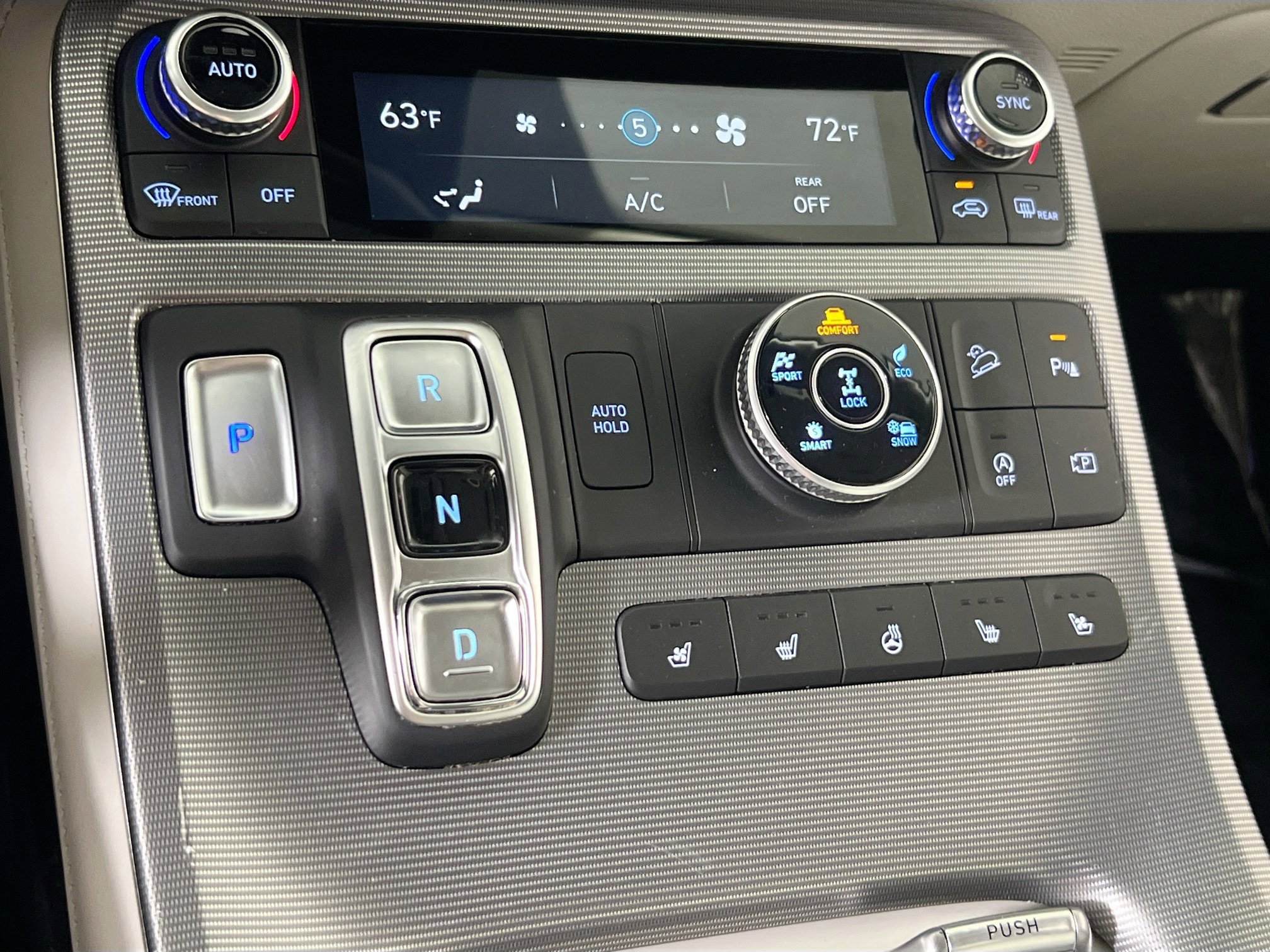 Used 2023 Hyundai Palisade Calligraphy image 17