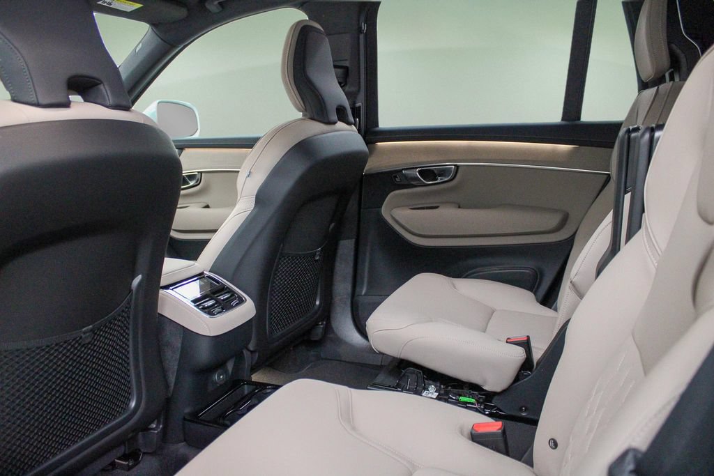 New 2026 Volvo XC90 B6 Plus AWD/4WD image 26