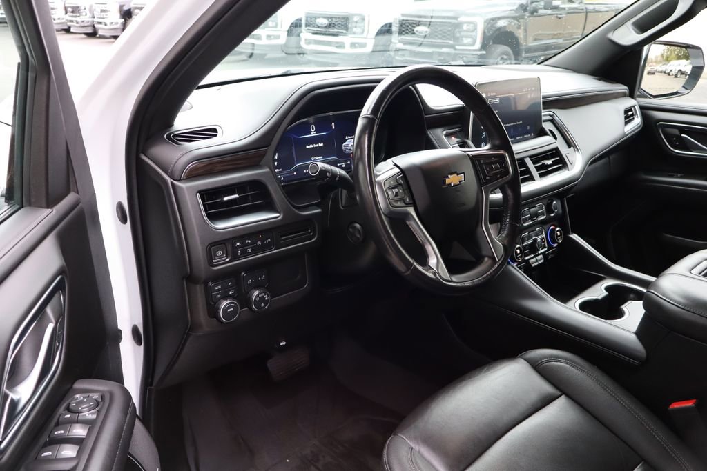 Used 2022 Chevrolet Tahoe LT w/ Luxury Package image 4