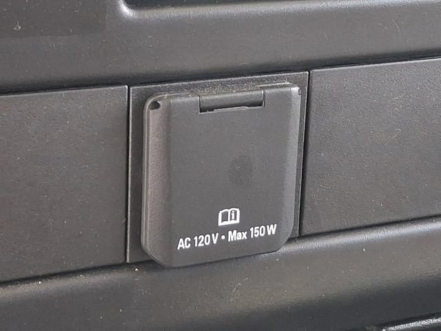 Used 2025 GMC Savana 2500 w/ Driver Convenience Package RWD image 18