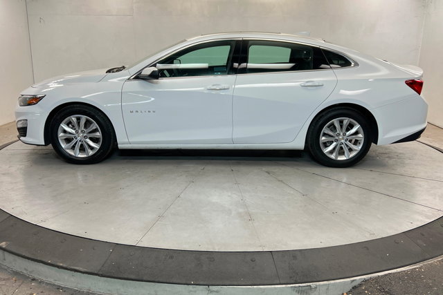 Used 2024 Chevrolet Malibu LT FWD image 2