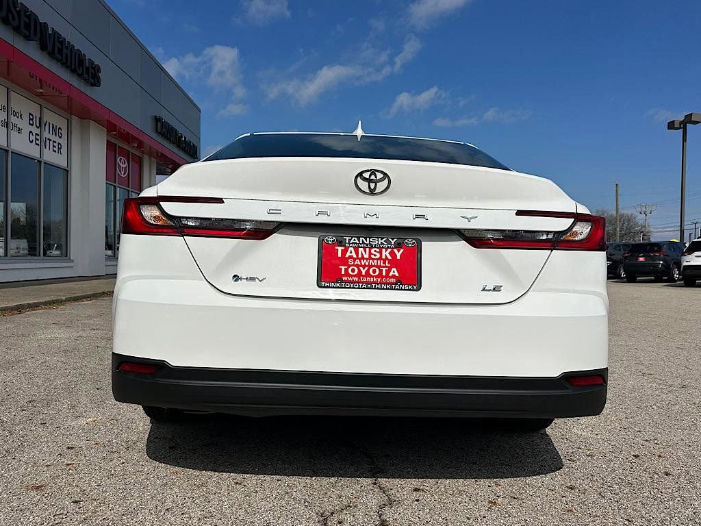 Certified 2025 Toyota Camry LE image 4