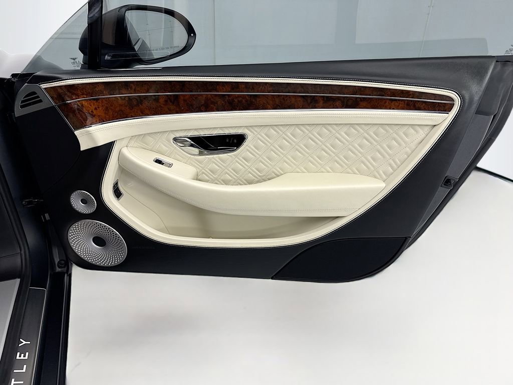 Used 2022 Bentley Continental GT AWD/4WD image 24