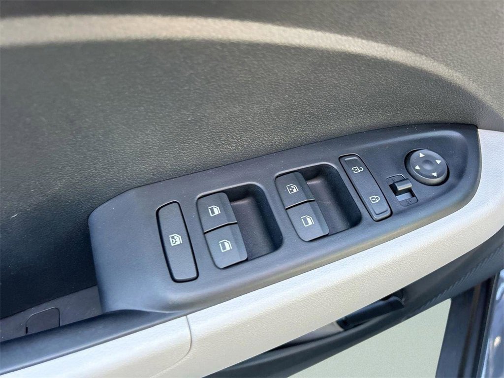 Certified 2024 Hyundai Venue SEL image 22