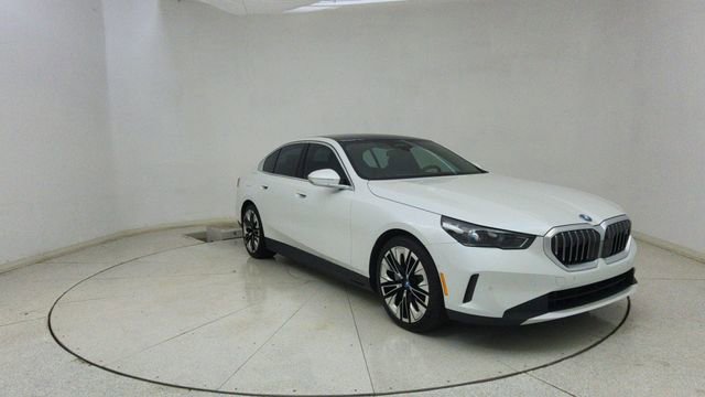 Used 2025 BMW i5 xDrive40 w/ Premium Package AWD/4WD image 68