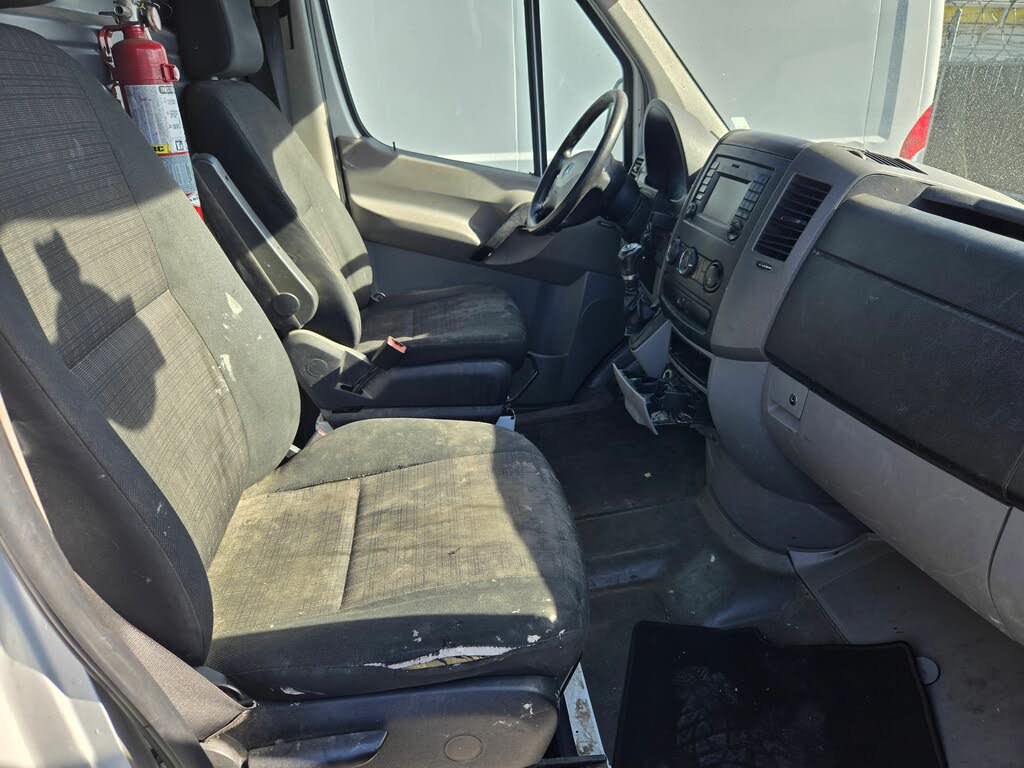 Used 2014 Mercedes-Benz Sprinter 2500 image 8