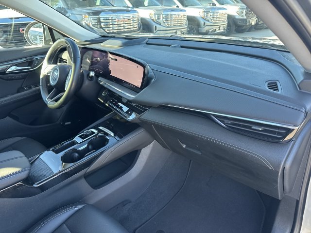 Used 2024 Buick Envision Preferred AWD/4WD image 28