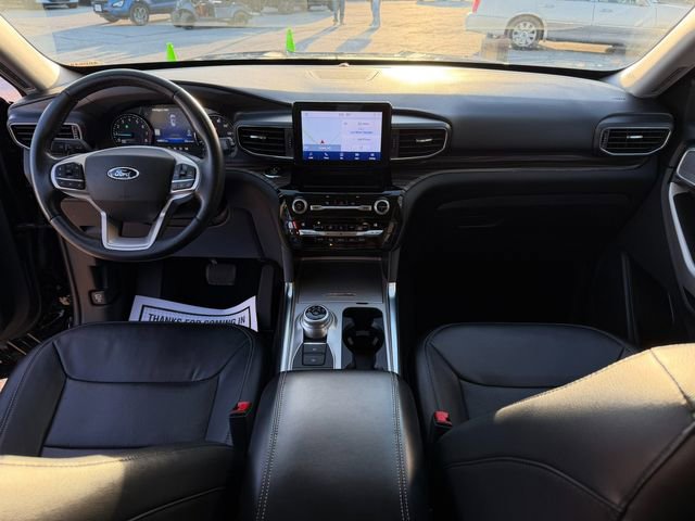 Used 2021 Ford Explorer Limited w/ Hybrid Equipment Group 310A AWD/4WD image 16