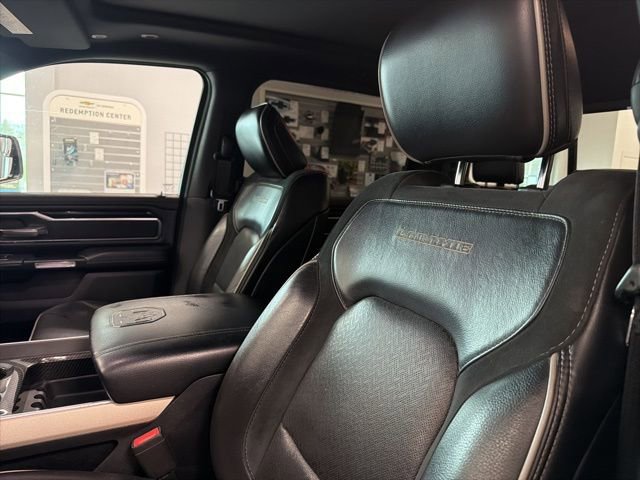 Used 2019 RAM 1500 Laramie w/ Sport Appearance Package AWD/4WD image 15