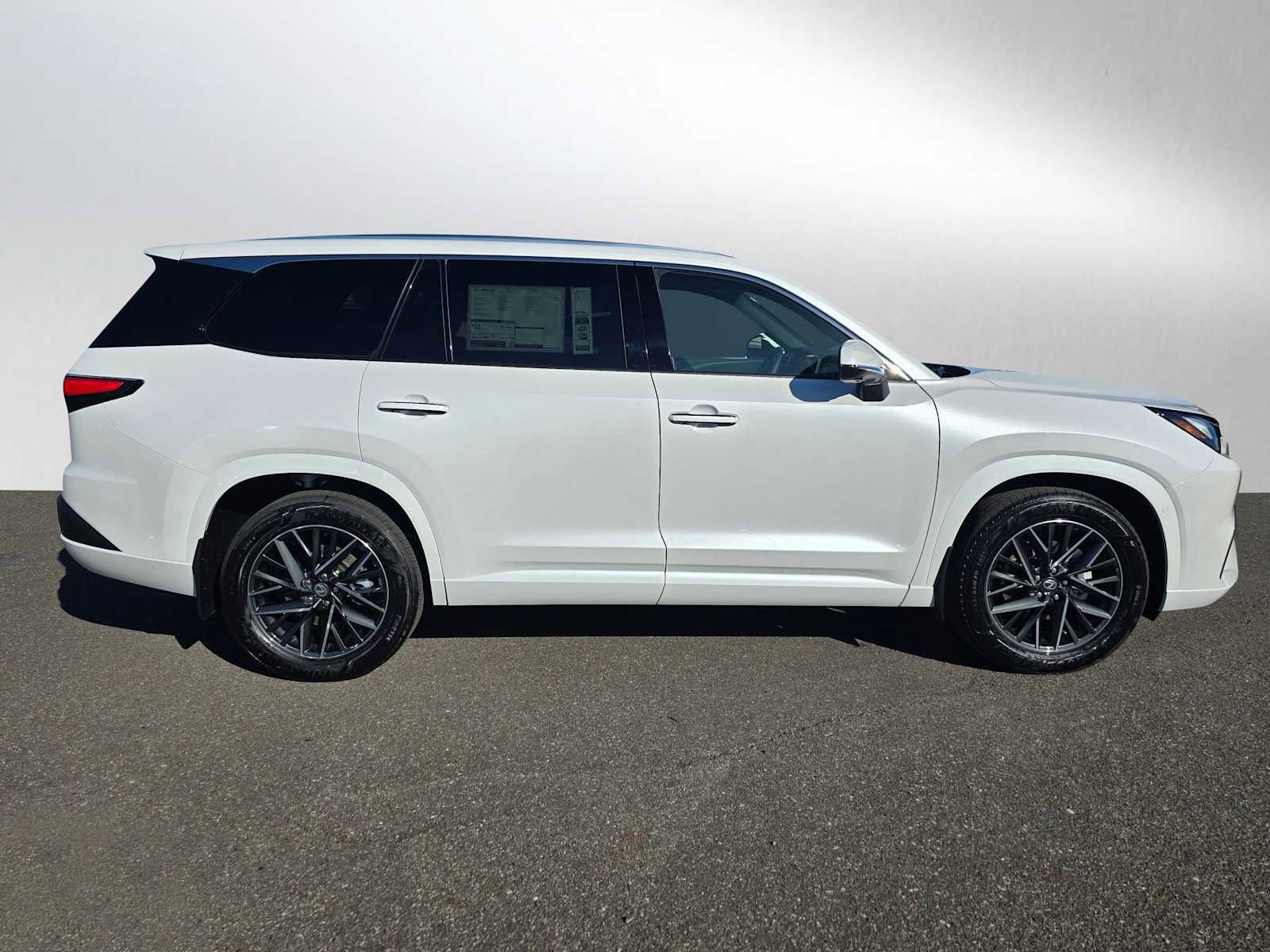 New 2026 Lexus TX 350 FWD image 2