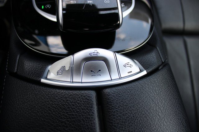 Used 2018 Mercedes-Benz E 400 4MATIC Cabriolet image 27
