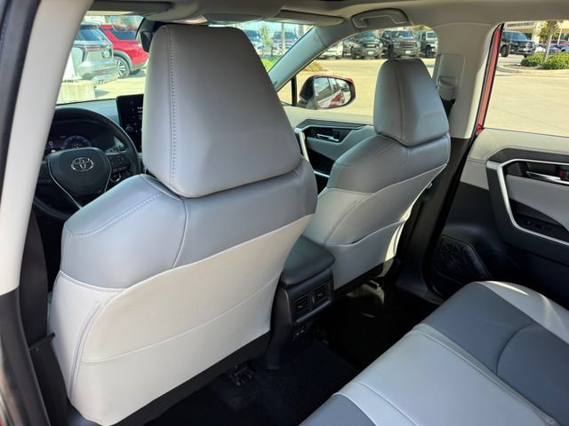 Used 2023 Toyota RAV4 Limited AWD/4WD image 25