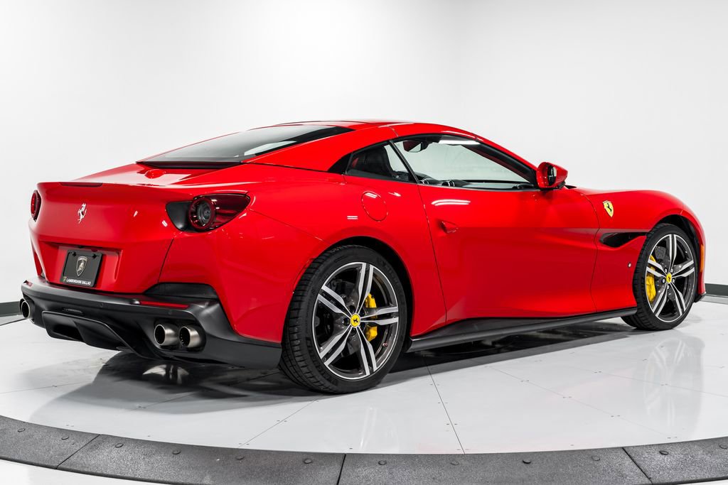 Used 2020 Ferrari Portofino RWD image 39
