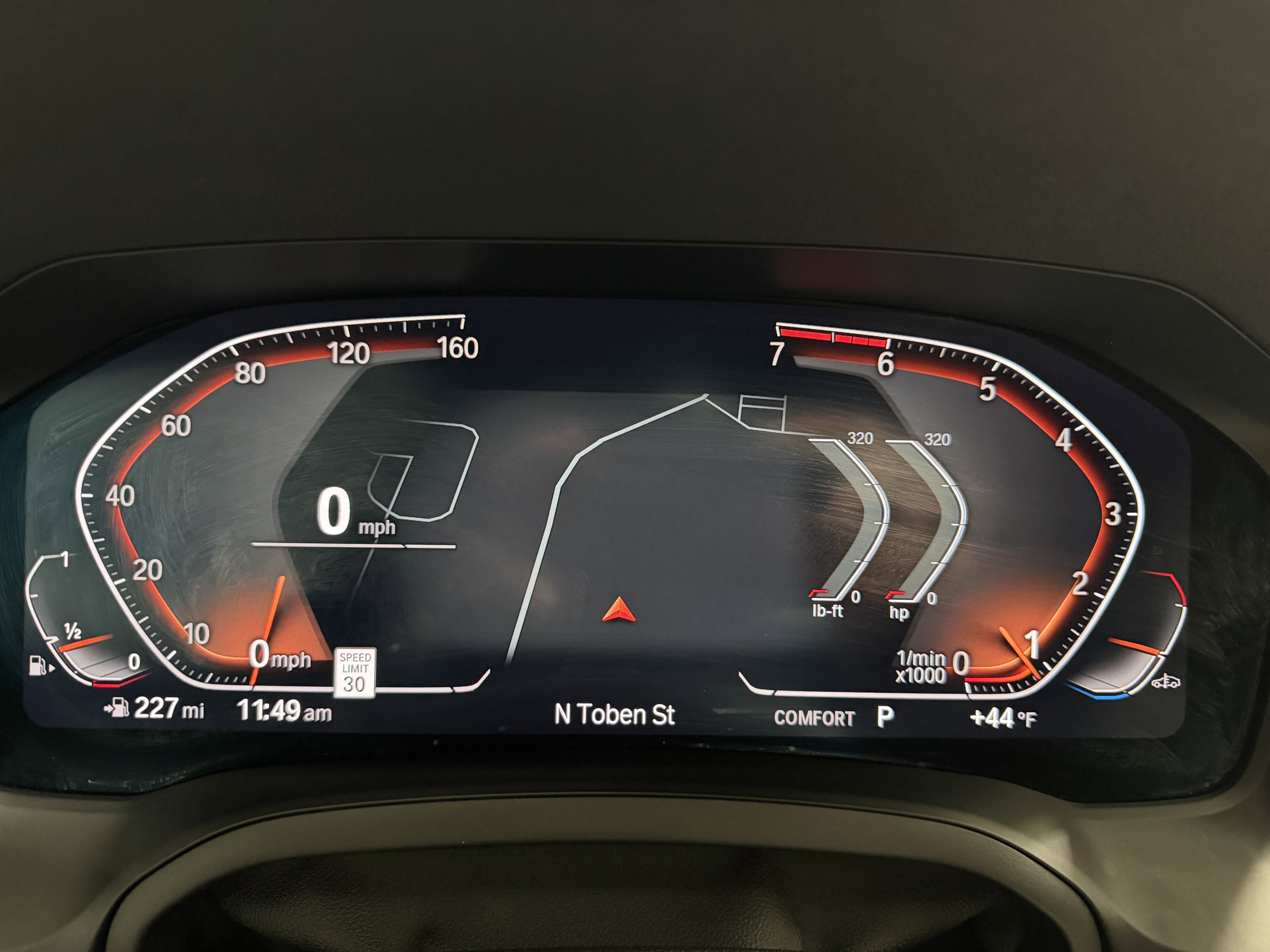 Used 2022 BMW 330i Sedan w/ M Sport Package RWD image 15