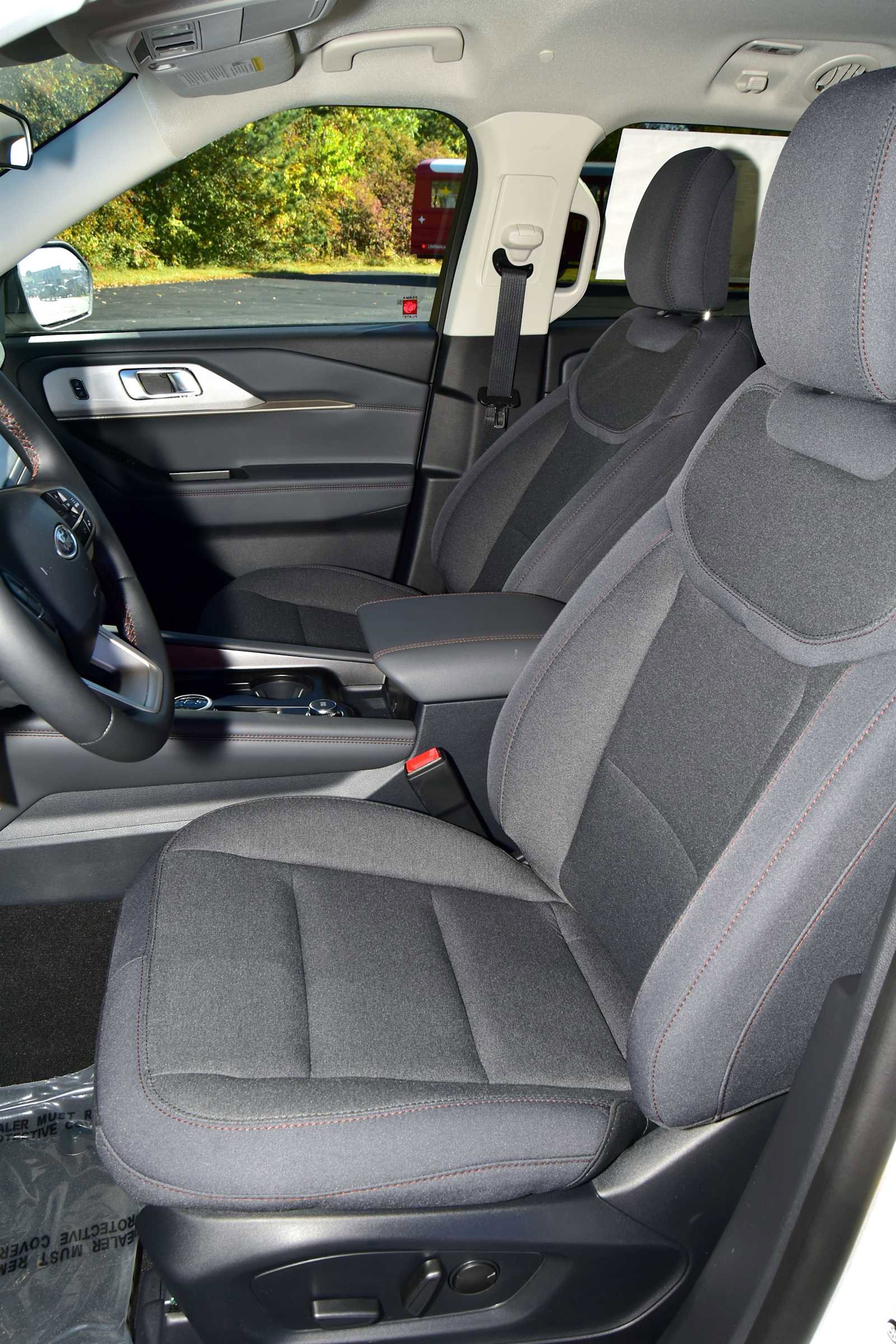 New 2026 Ford Explorer Active image 24