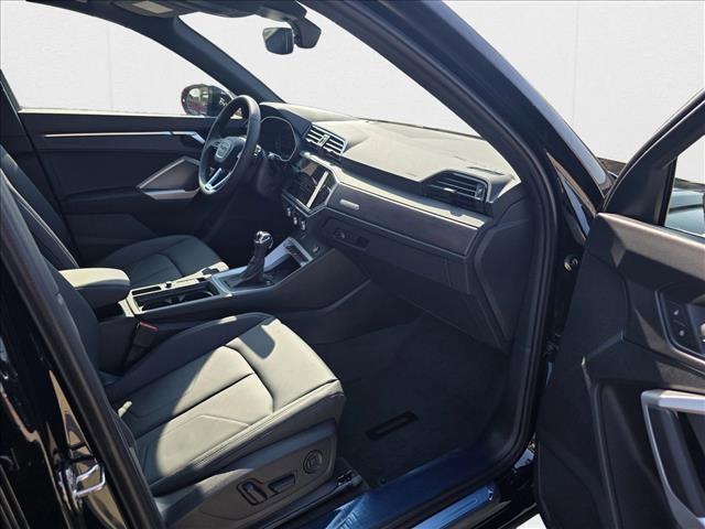 New 2025 Audi Q3 2.0T Premium w/ Convenience Package image 12