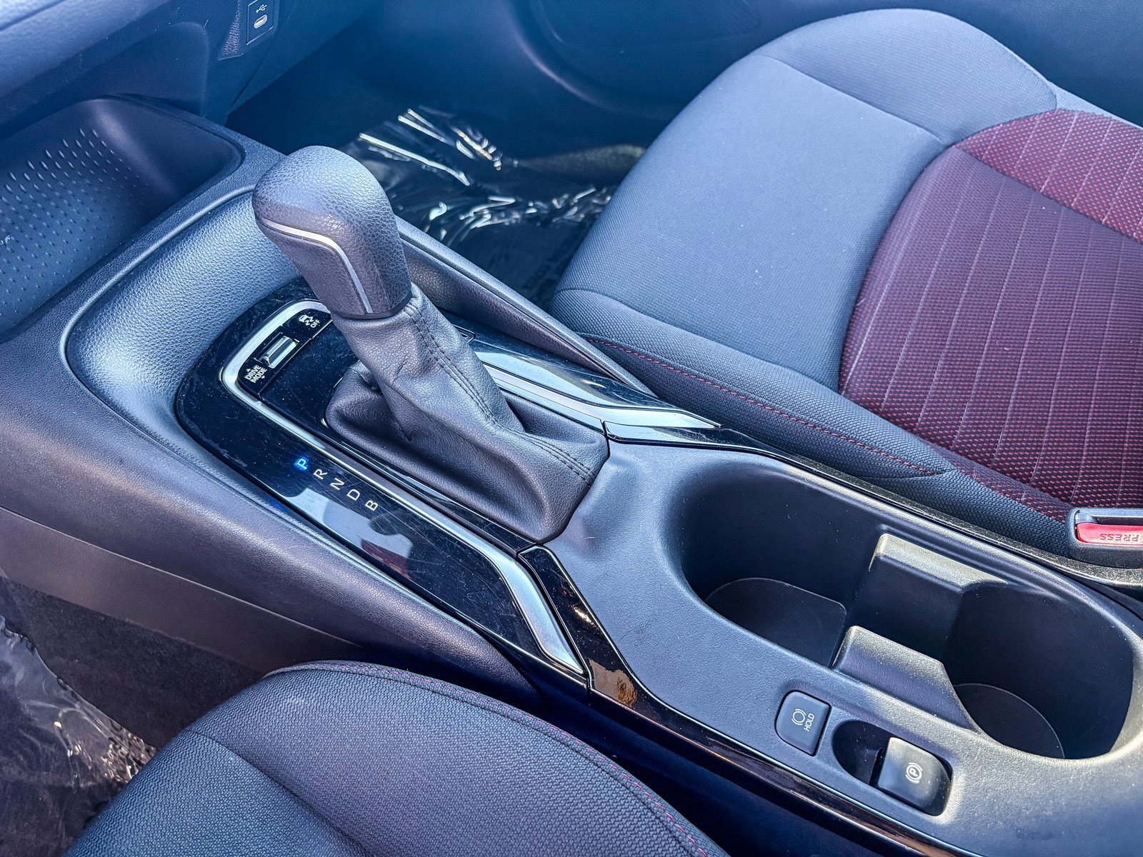 Certified 2023 Toyota Corolla SE w/ Carpet Mat Package (TMS) image 22