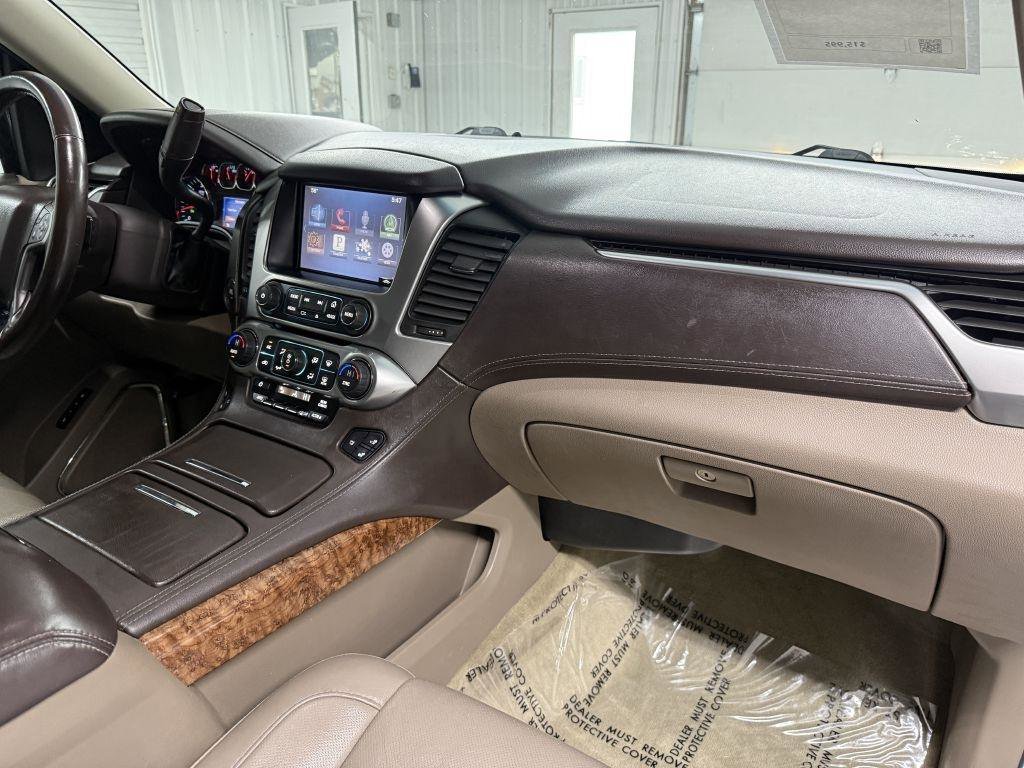 Used 2015 Chevrolet Suburban LTZ image 45