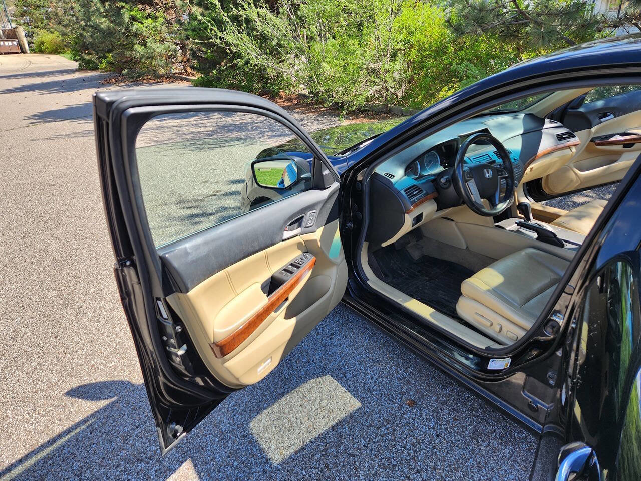 Used 2012 Honda Accord EX-L image 23