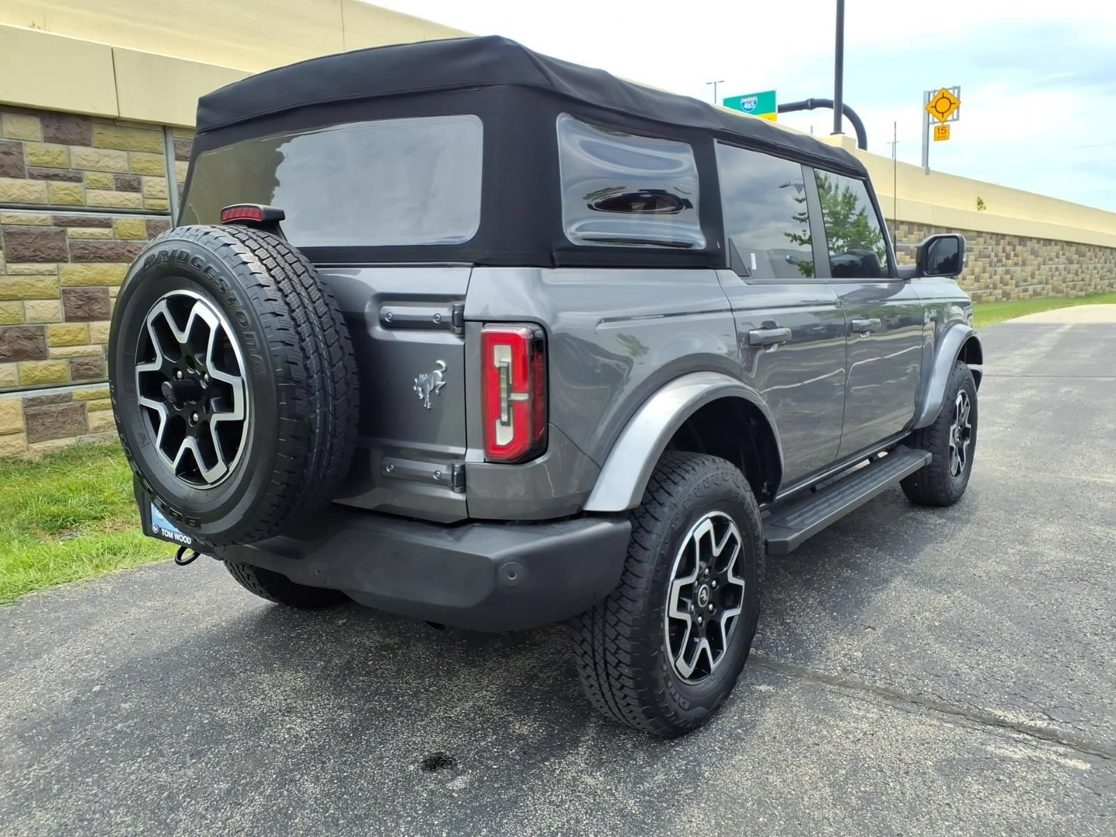 Used 2021 Ford Bronco Outer Banks AWD/4WD image 10