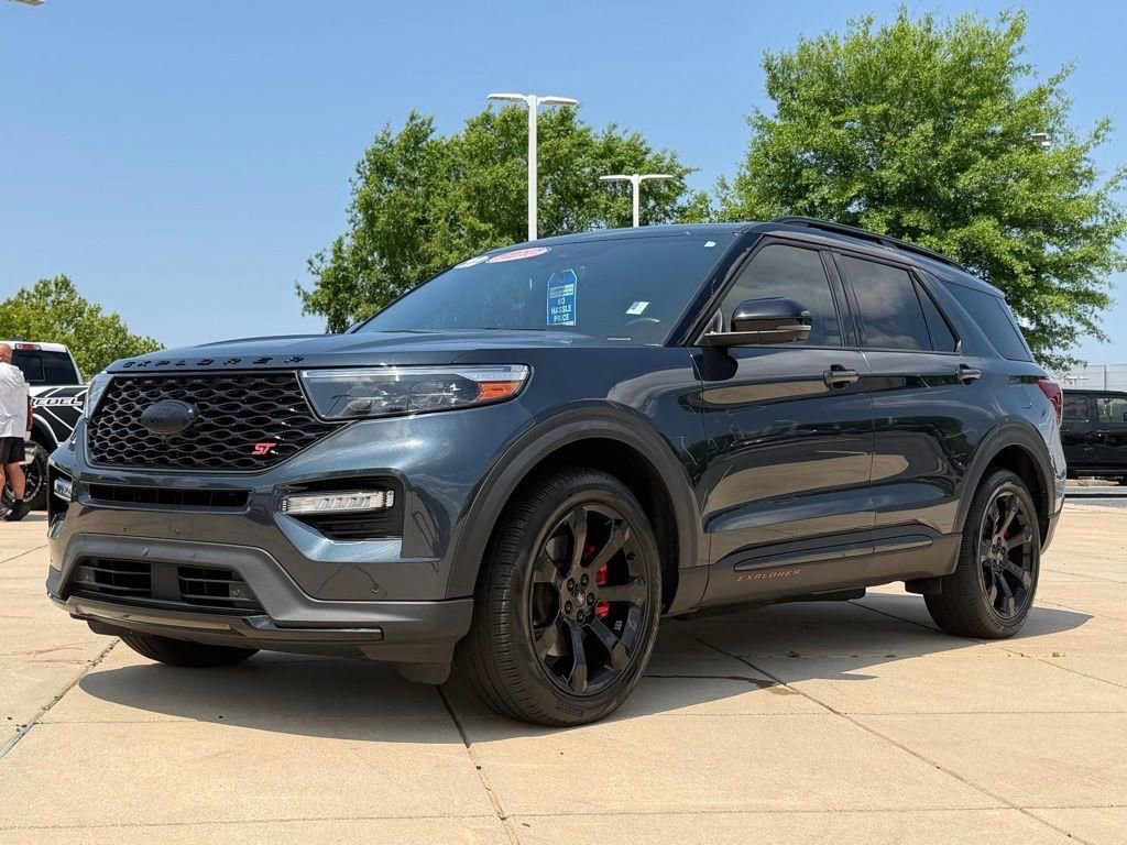 Used 2022 Ford Explorer ST w/ Equipment Group 401A AWD/4WD image 4