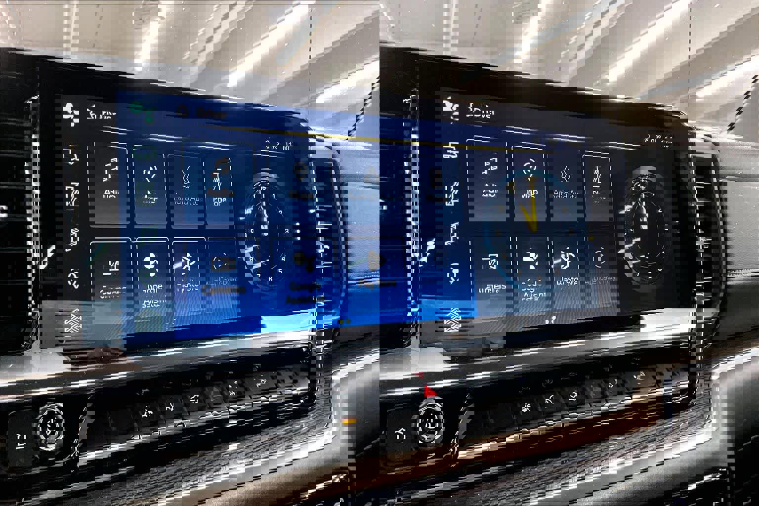 Used 2023 Chevrolet Silverado 1500 LT image 32