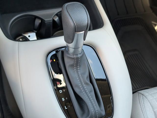 Used 2025 Honda HR-V LX image 23