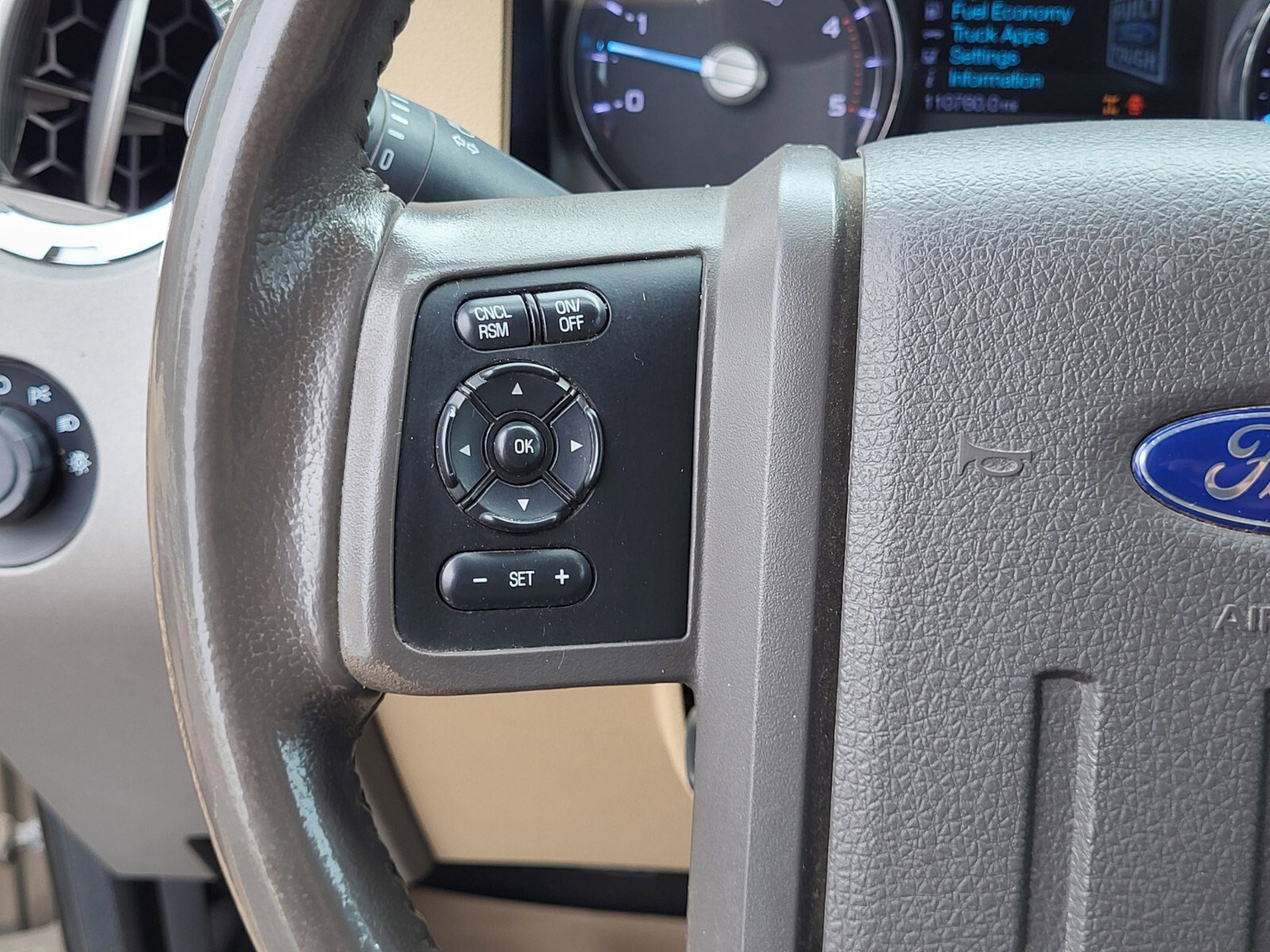 Used 2014 Ford F350 Lariat w/ Lariat Interior Package AWD/4WD image 25