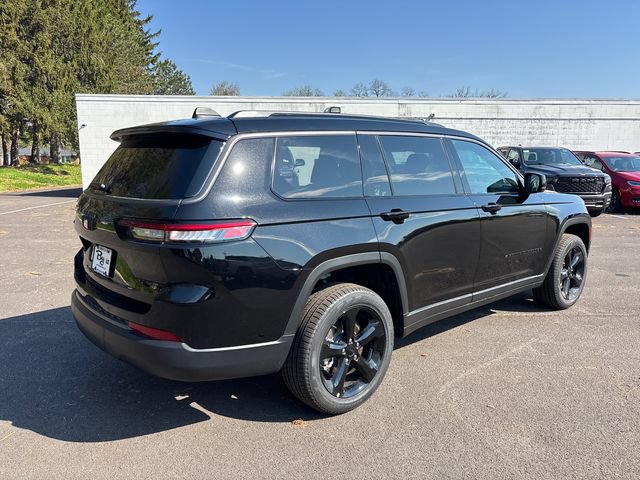 New 2026 Jeep Grand Cherokee L Limited w/ Limited Altitude Package AWD/4WD image 31
