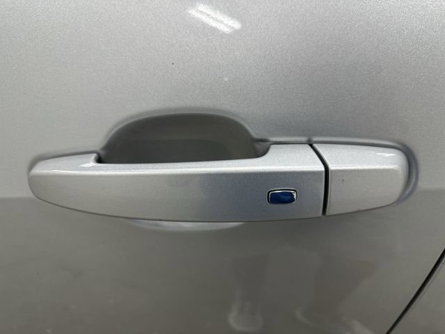Used 2021 Chevrolet Blazer LT FWD image 13