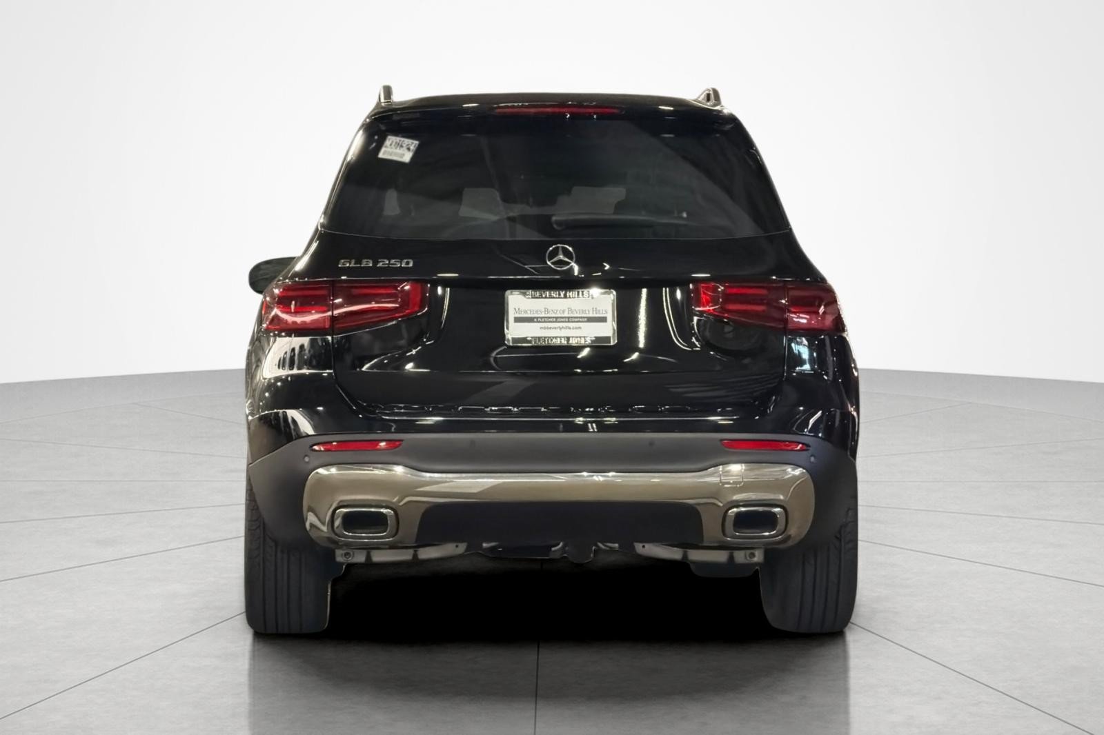 New 2026 Mercedes-Benz GLB 250 image 4