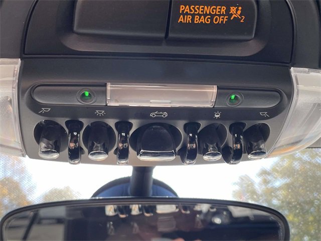 Used 2017 MINI Cooper Convertible image 29