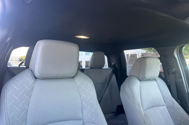 Used 2025 Toyota Tacoma SR5 AWD/4WD image 18