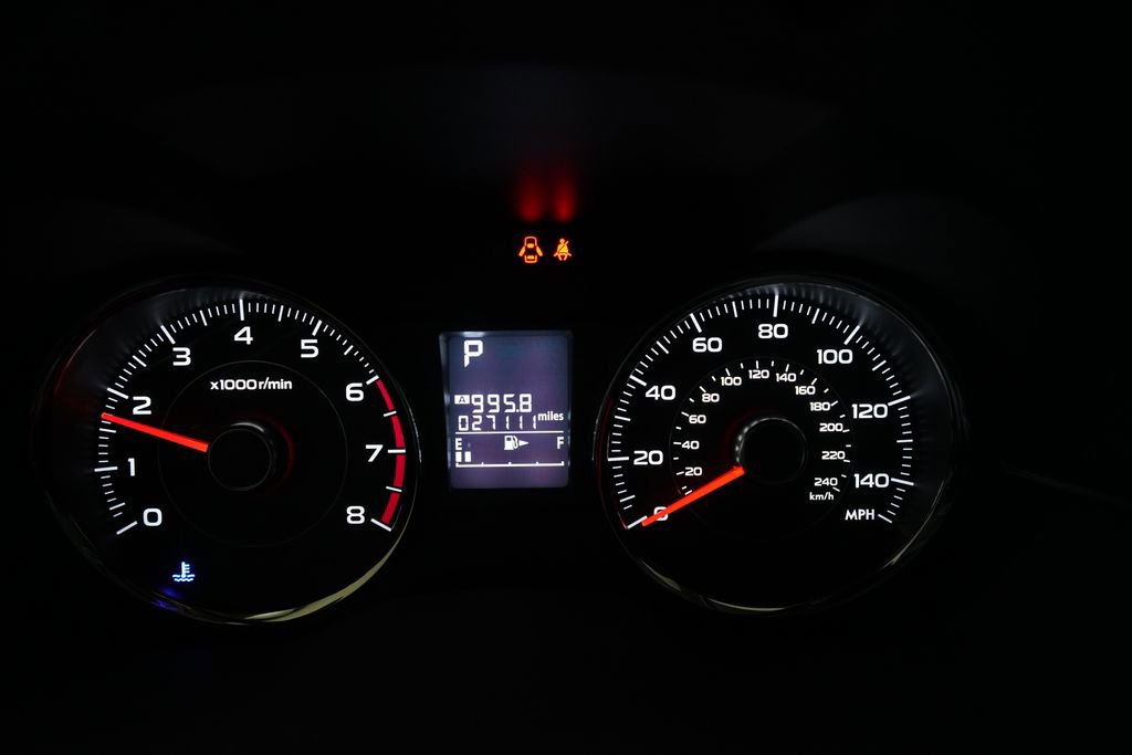 Used 2016 Subaru Forester 2.5i Touring w/ Eyesight & Navigation System image 2