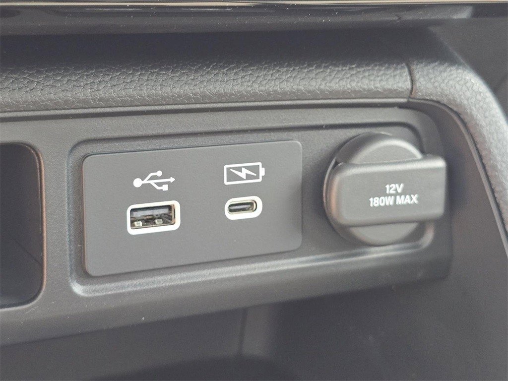 New 2025 Honda Pilot TrailSport image 9