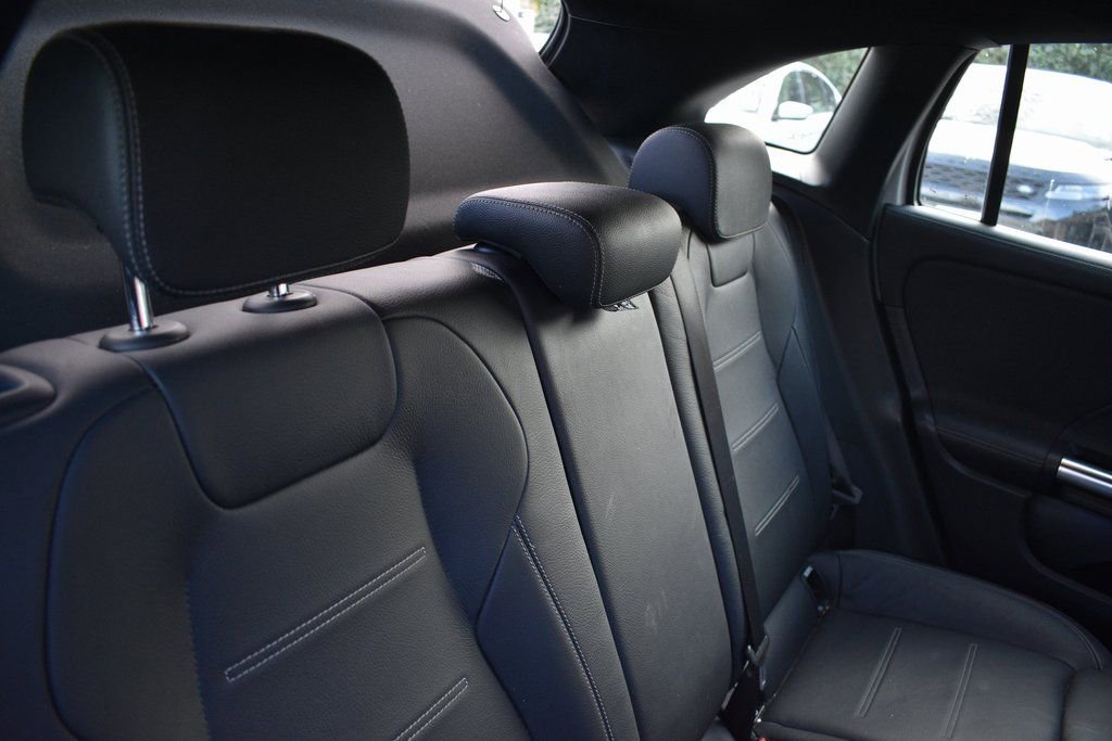 Used 2022 Mercedes-Benz GLA 35 AMG 4MATIC image 31