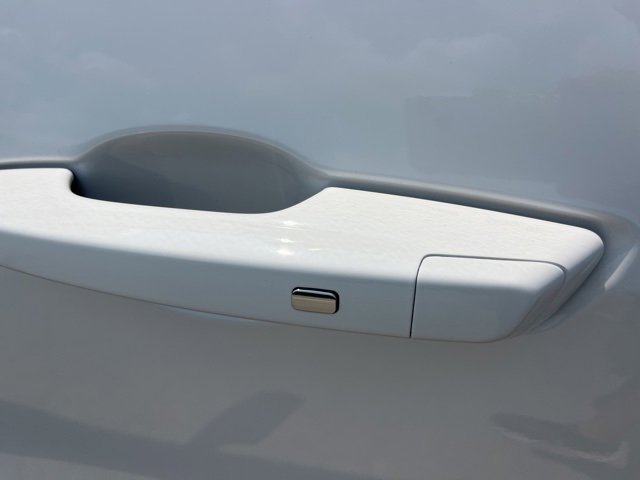 New 2026 Chevrolet Traverse LT w/ Enhanced Driving Package image 14