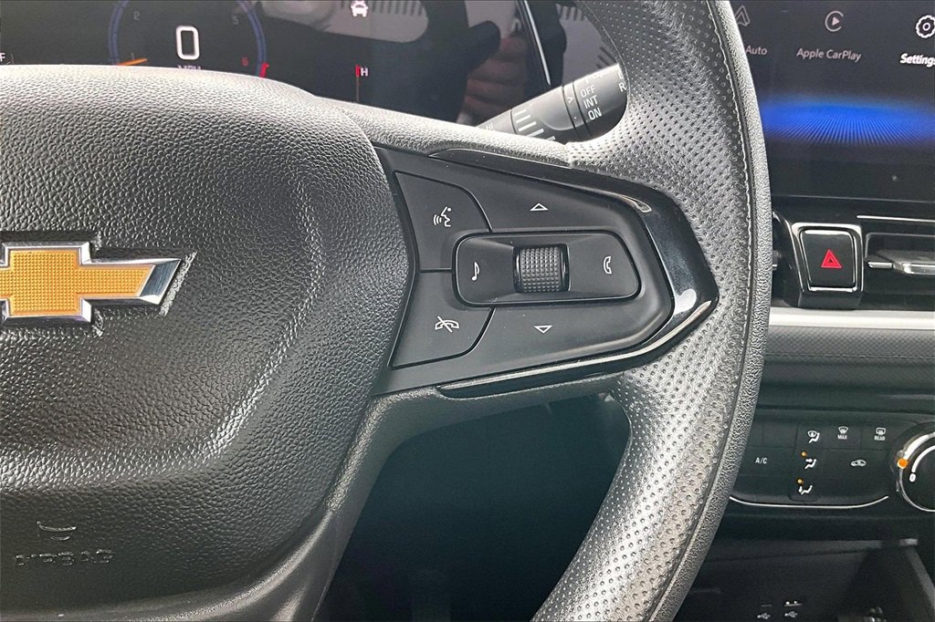 Used 2024 Chevrolet TrailBlazer LT w/ Driver Confidence Package image 8