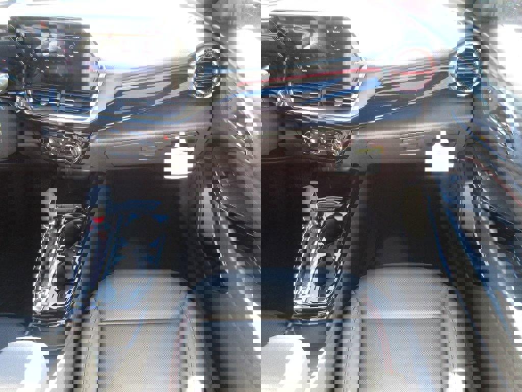 New 2026 Chevrolet Trax RS w/ Driver Confidence Package image 16