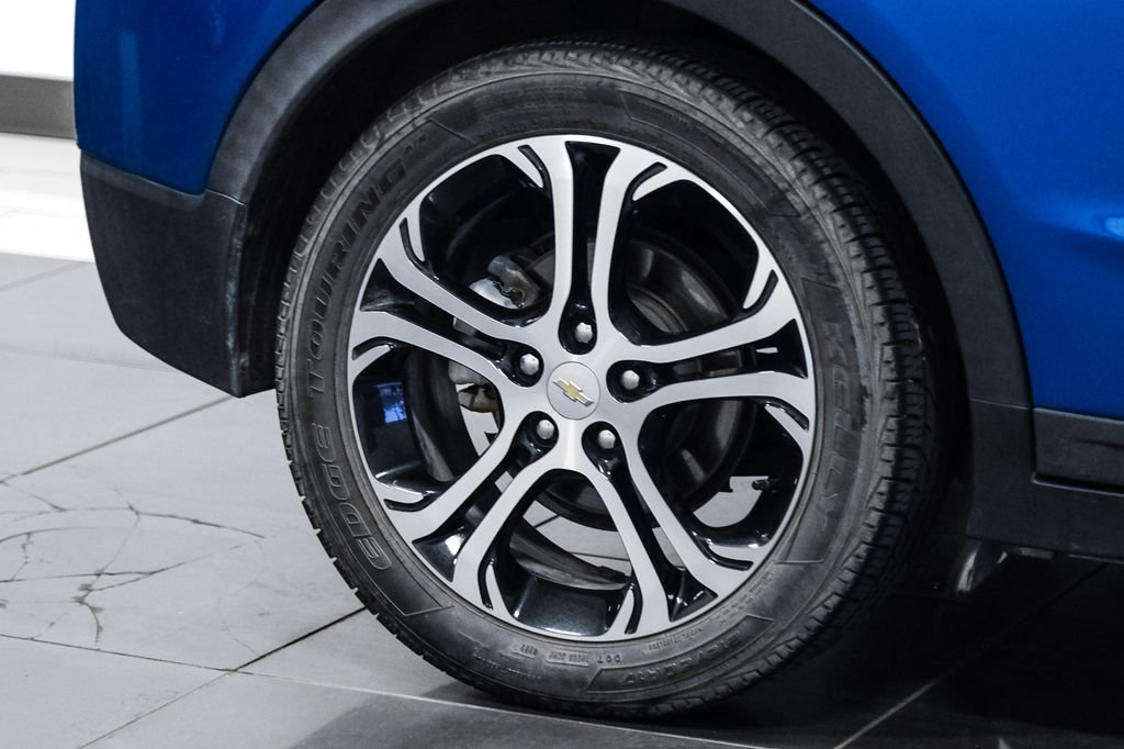 Used 2020 Chevrolet Bolt Premier w/ Infotainment Package FWD image 51