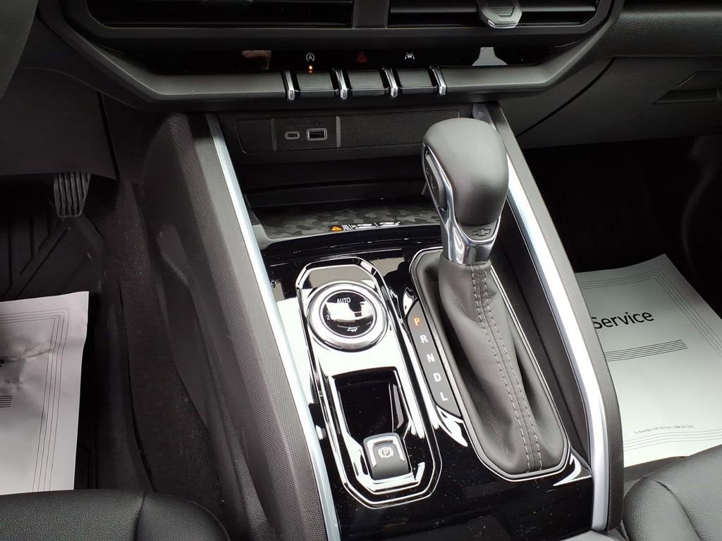 New 2026 Chevrolet Colorado LT image 17