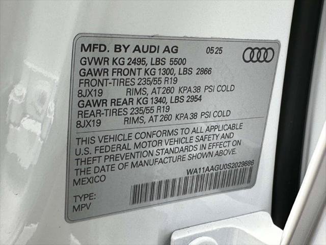 Used 2025 Audi Q5 Premium w/ 19" Wheel Package AWD/4WD image 32
