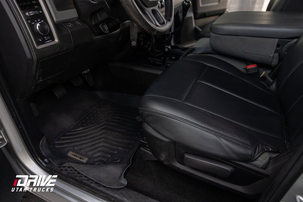 Used 2017 RAM 3500 Tradesman w/ Chrome Appearance Group image 23