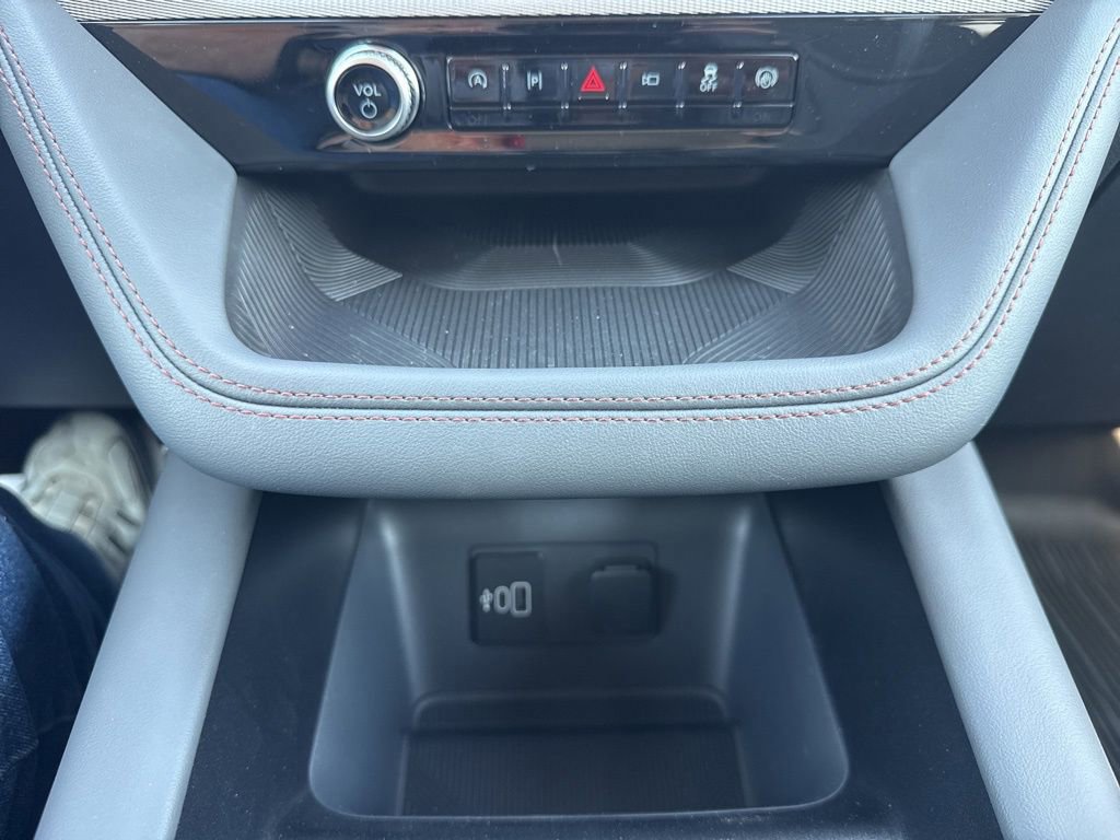 New 2026 Ford Explorer Active w/ Active Comfort Package image 29