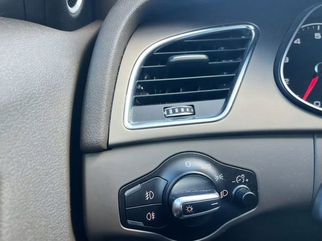 Used 2013 Audi A4 2.0T Prestige image 24